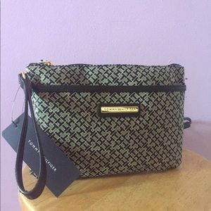 Tommy Hilfiger wristlet